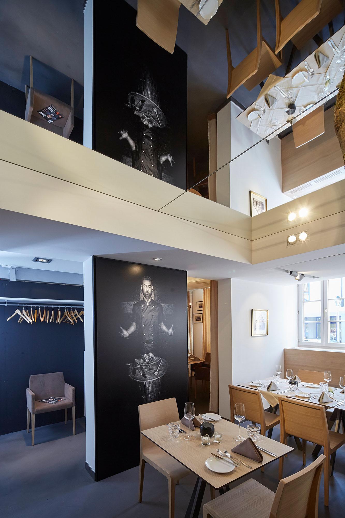 Bild eines äußerst komfortablen und modernen Restaurants - Eine Oase der Eleganz und Sauberkeit - GROSSMANN INTERIORS